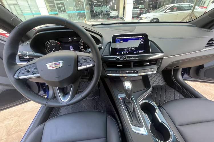 Used Cadillac CT4 2021 28T Fashion Edition Interior 3