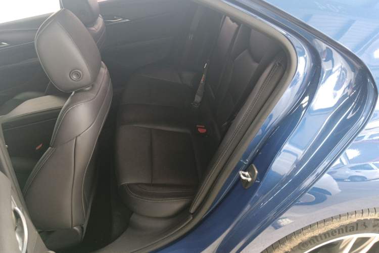 Used Cadillac CT4 2021 28T Luxury Model Interior 4