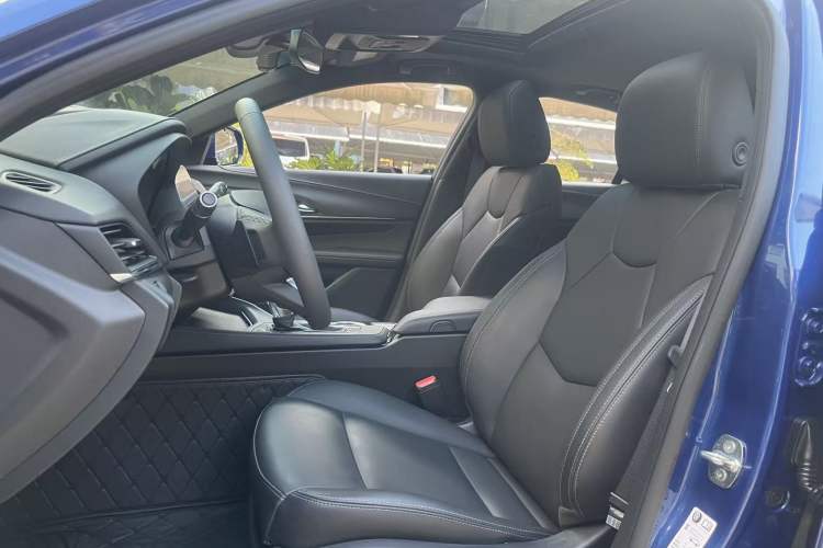 Used Cadillac CT4 2021 28T Fashion Edition Interior 7