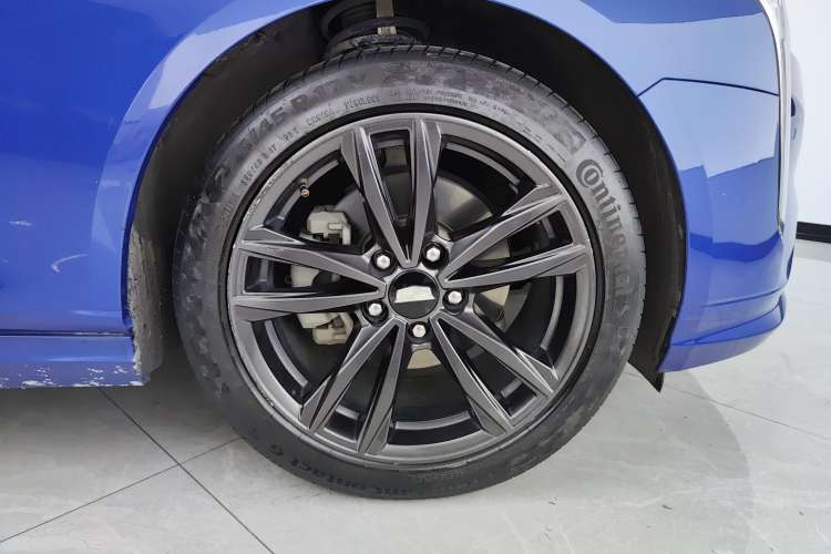 Used Cadillac CT4 2021 28T Luxury Model Left Rear Wheel Hub