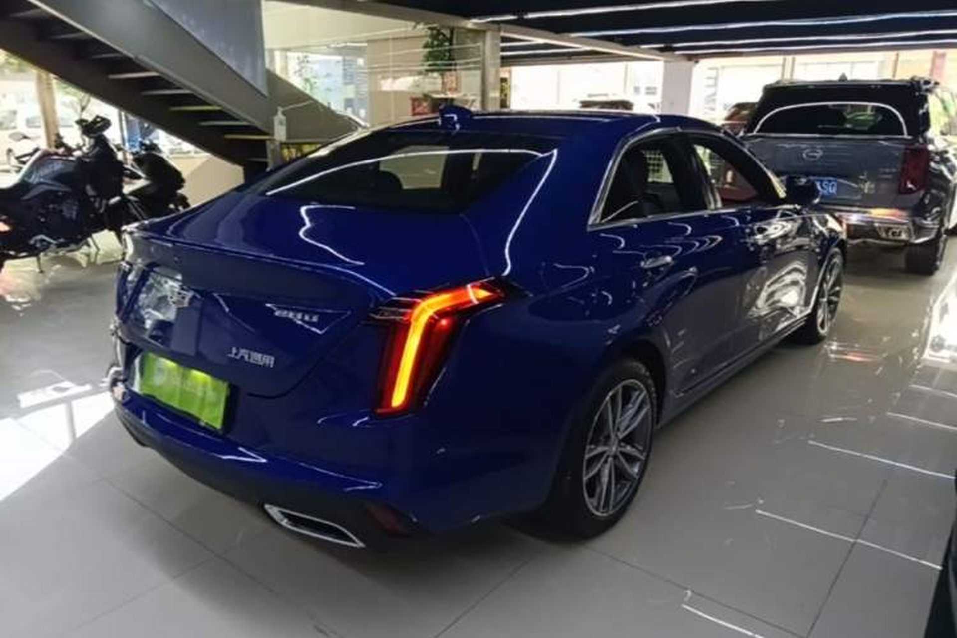 Used Cadillac CT4 2021 28T Luxury Model Rear Right 45 Deg