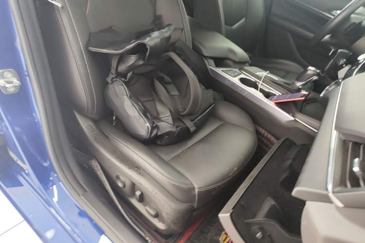 Used Cadillac CT4 2021 28T Luxury Model Right Front Seat