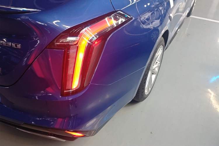 Used Cadillac CT4 2021 28T Fashion Edition Right Rear Taillight