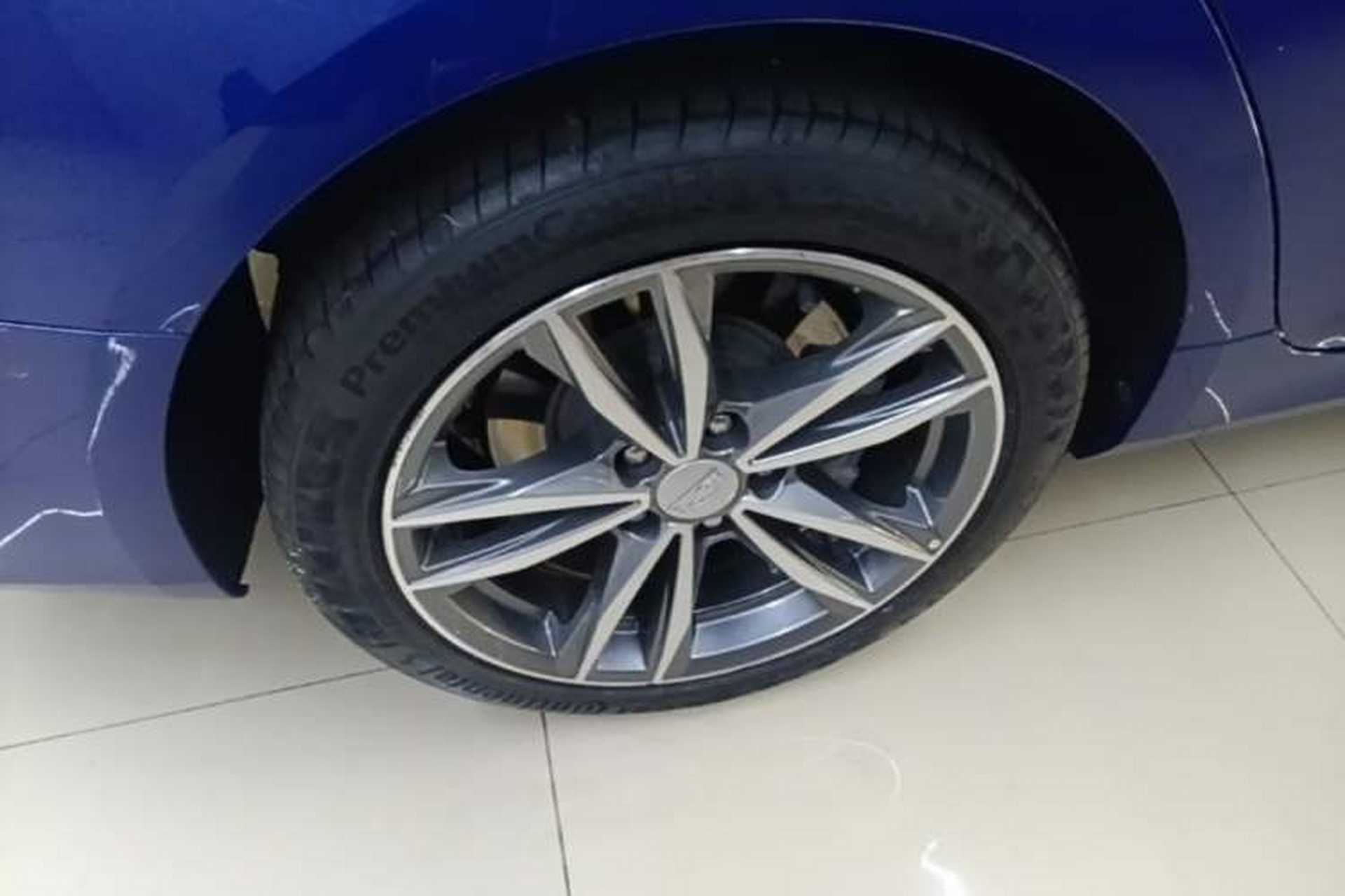 Used Cadillac CT4 2021 28T Luxury Model Right Rear Wheel Hub