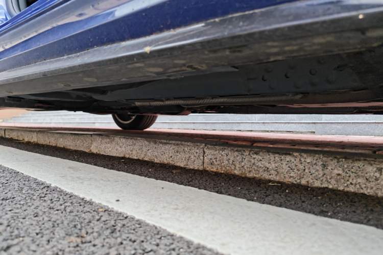 Used Cadillac CT4 2021 28T Fashion Edition Right Side Sill