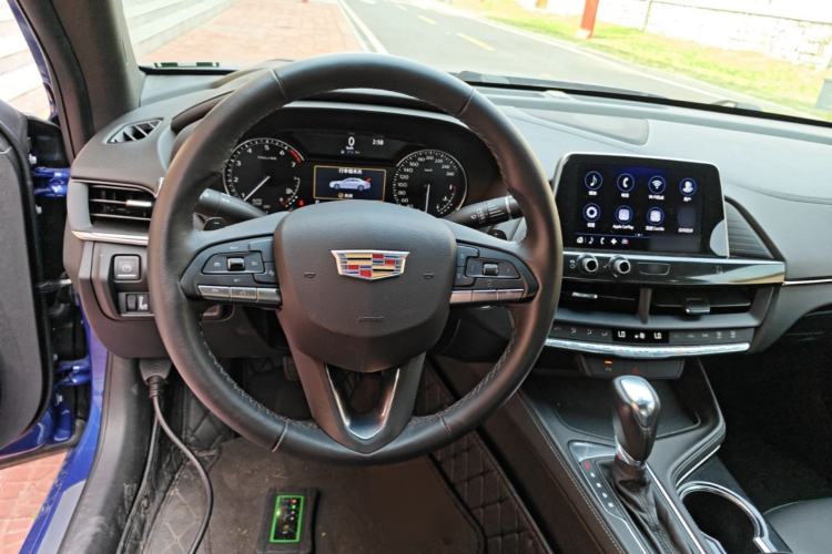 Used Cadillac CT4 2021 28T Fashion Edition Steering Wheel