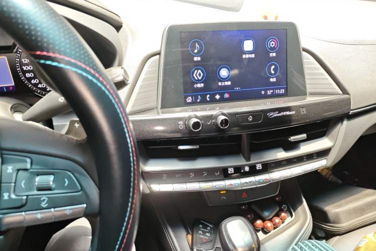 Used Cadillac CT4 2021 28T Fashion Edition Audio And AC Panel