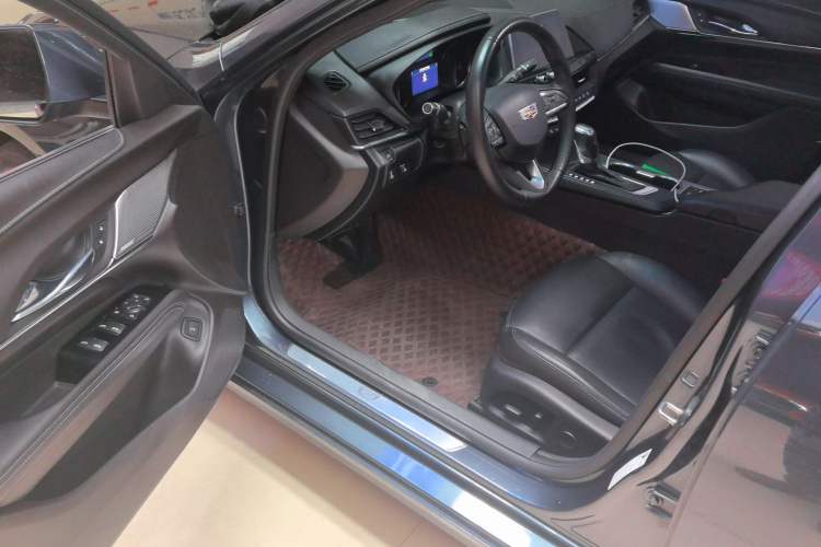 Used Cadillac CT4 2021 28T Luxury Model Driver Seat