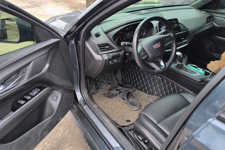 Used Cadillac CT4 2021 28T Fashion Edition Driver Seat