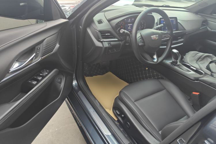 Used Cadillac CT4 2021 28T Fashion Edition Driver Seat