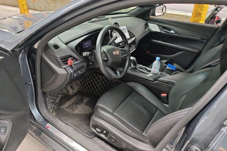 Used Cadillac CT4 2021 28T Luxury Model Driver Seat