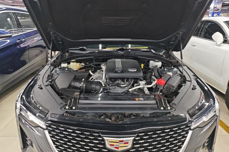 Used Cadillac CT4 2021 28T Luxury Model Engine Bay