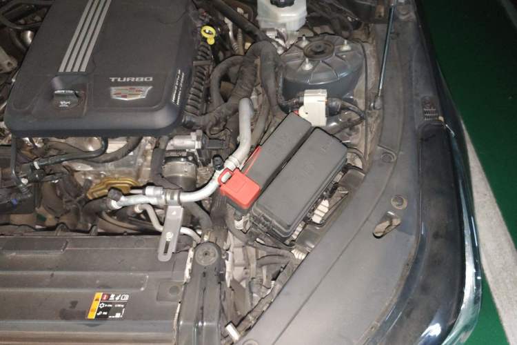 Used Cadillac CT4 2021 28T Luxury Model Engine Bay Left