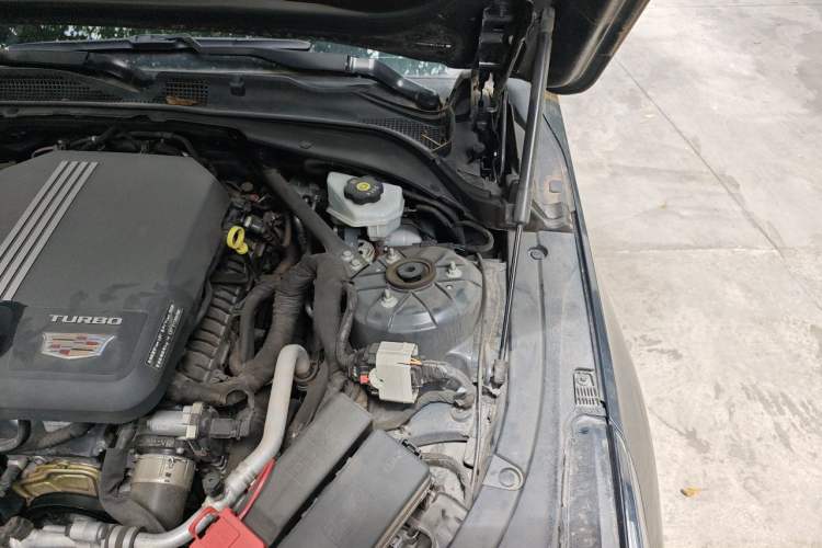 Used Cadillac CT4 2021 28T Luxury Model Engine Bay Left