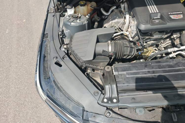 Used Cadillac CT4 2021 28T Luxury Model Engine Bay Right