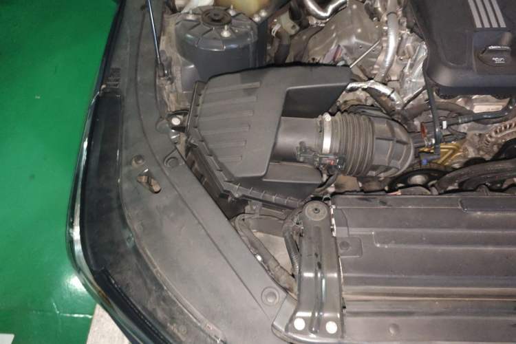 Used Cadillac CT4 2021 28T Luxury Model Engine Bay Right