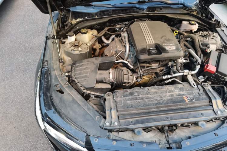 Used Cadillac CT4 2021 28T Luxury Model Engine Bay Right