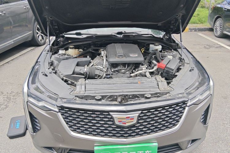 Used Cadillac CT4 2021 28T Luxury Model Engine Bay Right
