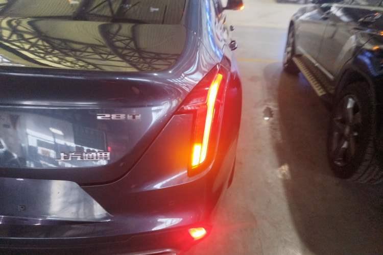 Used Cadillac CT4 2021 28T Luxury Model Exterior 3