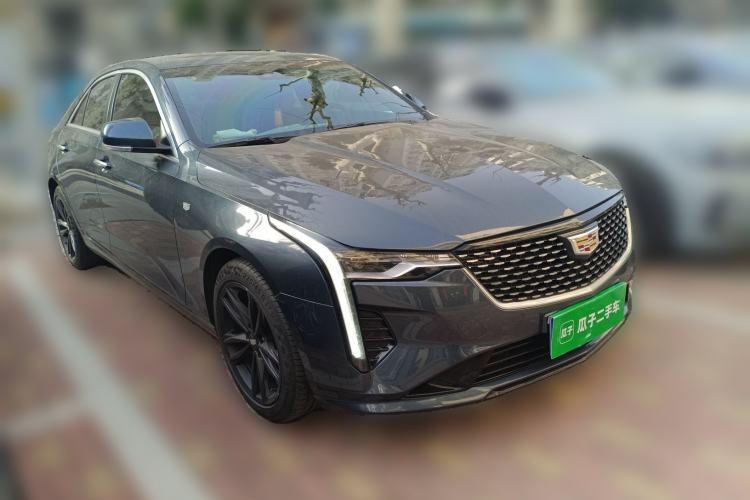 Used Cadillac CT4 2021 28T Luxury Model Front Right 45 Deg