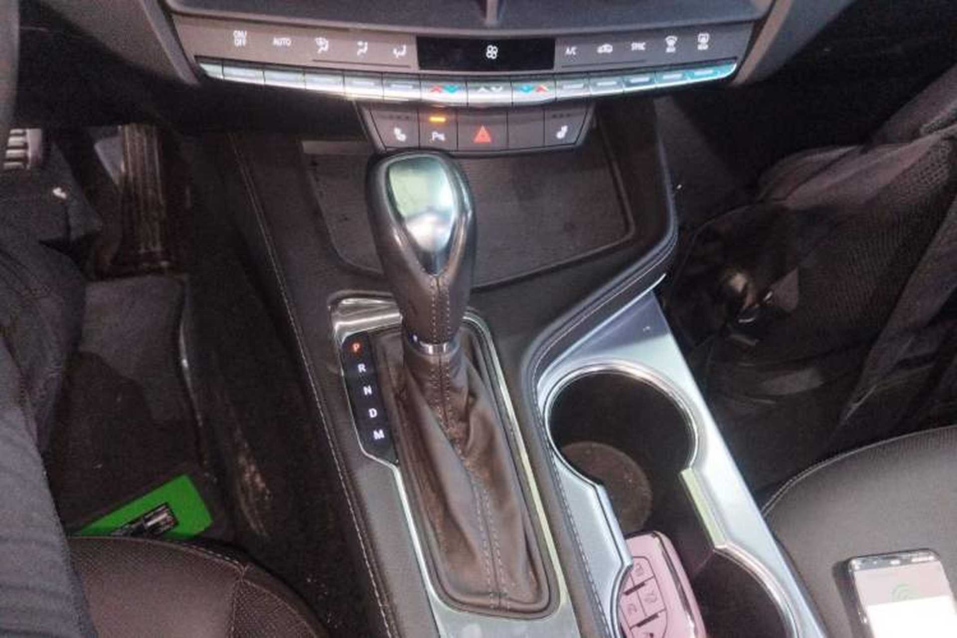 Used Cadillac CT4 2021 28T Luxury Model Gear Lever