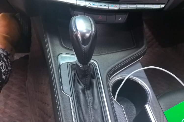 Used Cadillac CT4 2021 28T Luxury Model Gear Lever