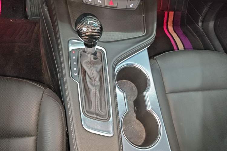 Used Cadillac CT4 2021 28T Luxury Model Gear Lever