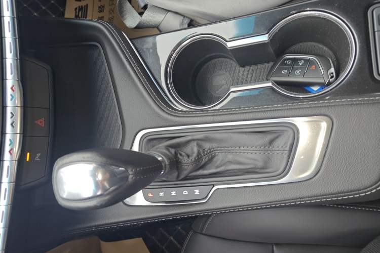 Used Cadillac CT4 2021 28T Fashion Edition Gear Lever
