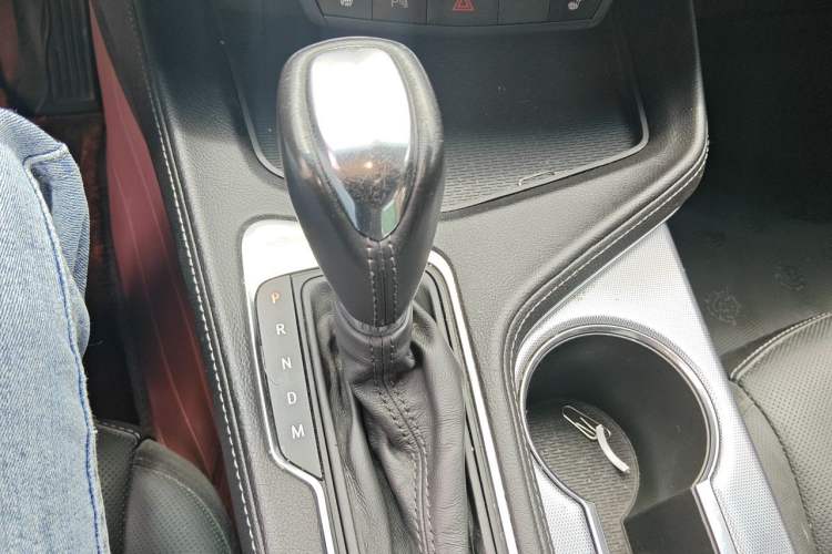 Used Cadillac CT4 2021 28T Luxury Model Gear Lever