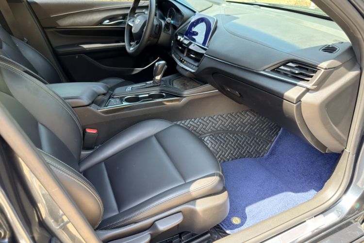 Used Cadillac CT4 2021 28T Fashion Edition Interior 12