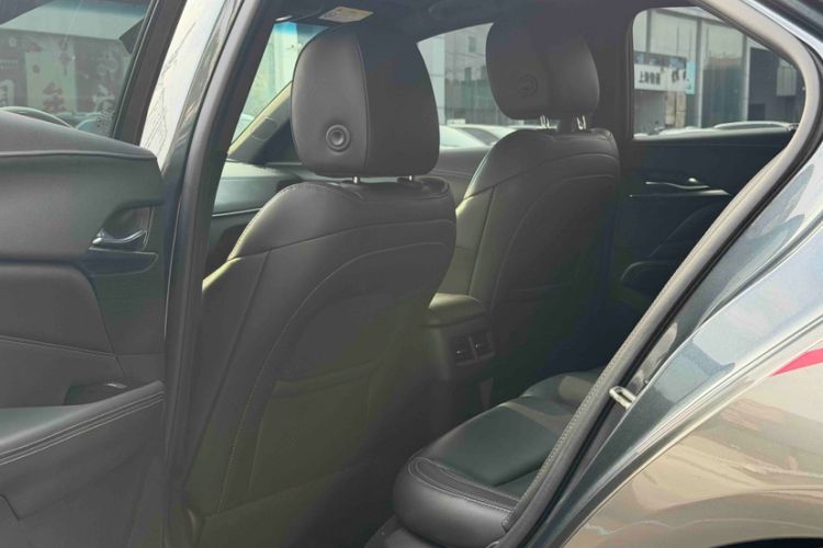 Used Cadillac CT4 2021 28T Fashion Edition Interior 2