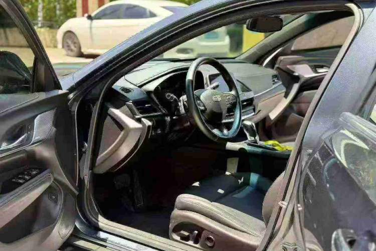 Used Cadillac CT4 2021 28T Luxury Model Interior 2