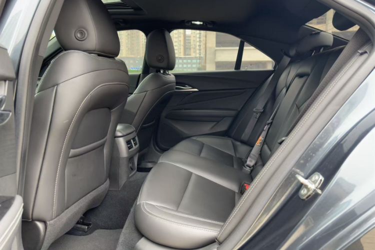 Used Cadillac CT4 2021 28T Fashion Edition Interior 4