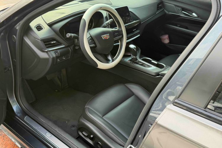 Used Cadillac CT4 2021 28T Fashion Edition Interior 7
