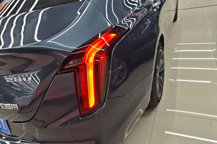 Used Cadillac CT4 2021 28T Luxury Model Right Rear Taillight