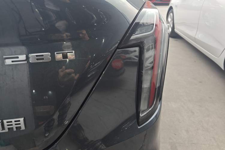 Used Cadillac CT4 2021 28T Fashion Edition Right Rear Taillight