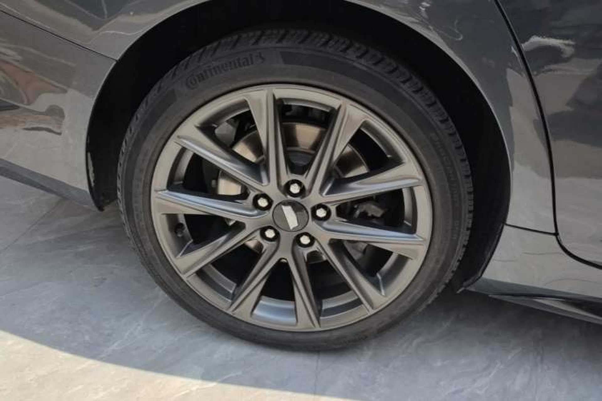 Used Cadillac CT4 2021 28T Prestige Edition Right Rear Wheel Hub