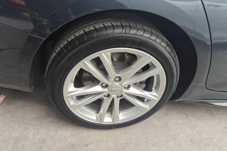 Used Cadillac CT4 2021 28T Fashion Edition Right Rear Wheel Hub