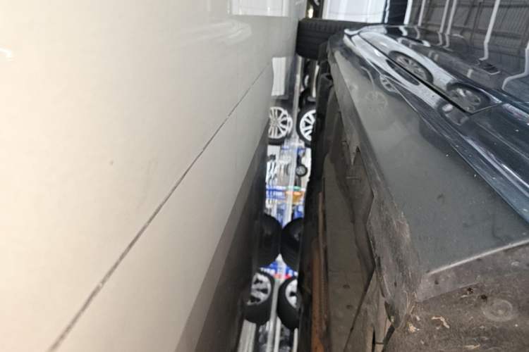 Used Cadillac CT4 2021 28T Luxury Model Right Side Sill