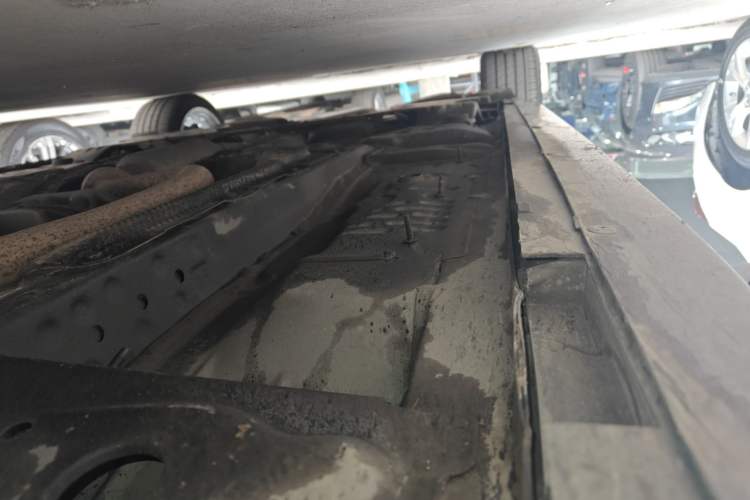 Used Cadillac CT4 2021 28T Fashion Edition Right Side Sill
