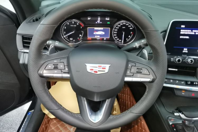 Used Cadillac CT4 2021 28T Prestige Edition Steering Wheel