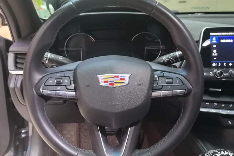 Used Cadillac CT4 2021 28T Luxury Model Steering Wheel