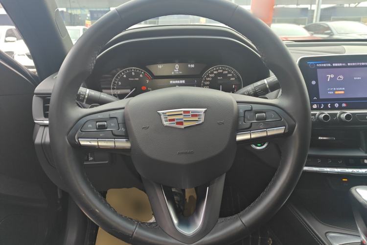 Used Cadillac CT4 2021 28T Fashion Edition Steering Wheel