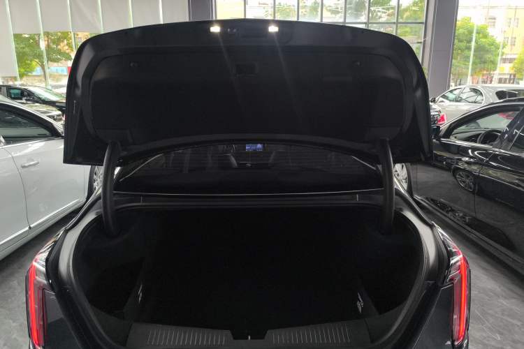 Used Cadillac CT4 2021 28T Fashion Edition Trunk