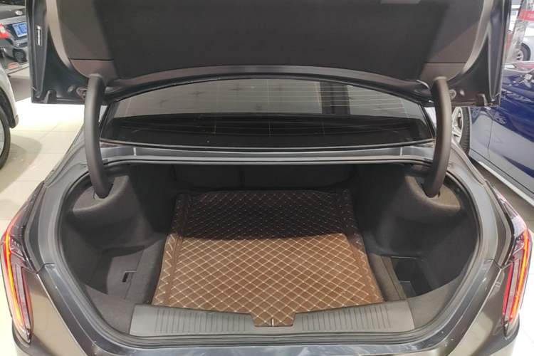 Used Cadillac CT4 2021 28T Fashion Edition Trunk