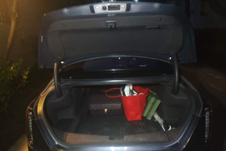 Used Cadillac CT4 2021 28T Fashion Edition Trunk
