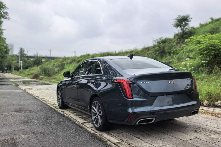 Used Cadillac CT4 2021 28T Luxury Model Exterior 4