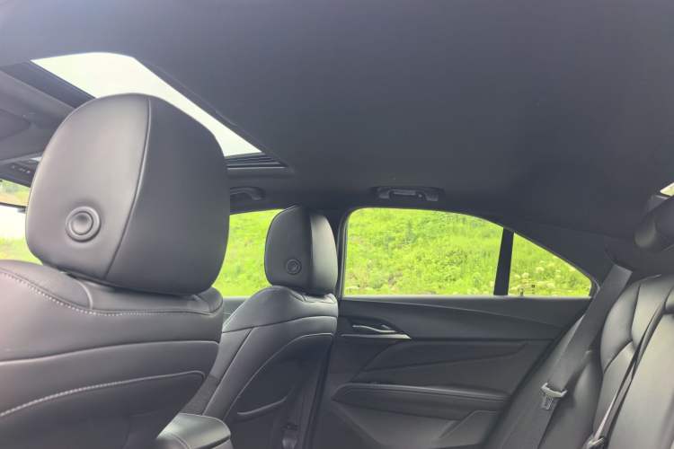 Used Cadillac CT4 2021 28T Luxury Model Headliner