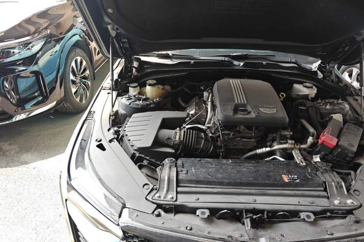 Used Cadillac CT4 2021 28T Fashion Edition Engine Bay Right