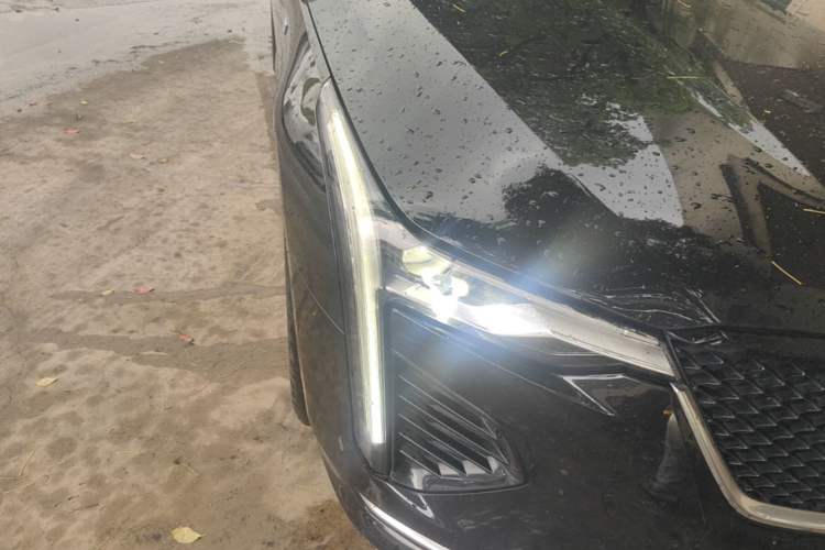 Used Cadillac CT4 2021 28T Fashion Edition Right Front Headlight